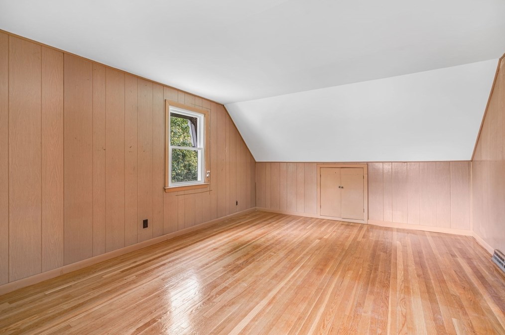 702 Oak St, Franklin MA 02038-1841 exterior