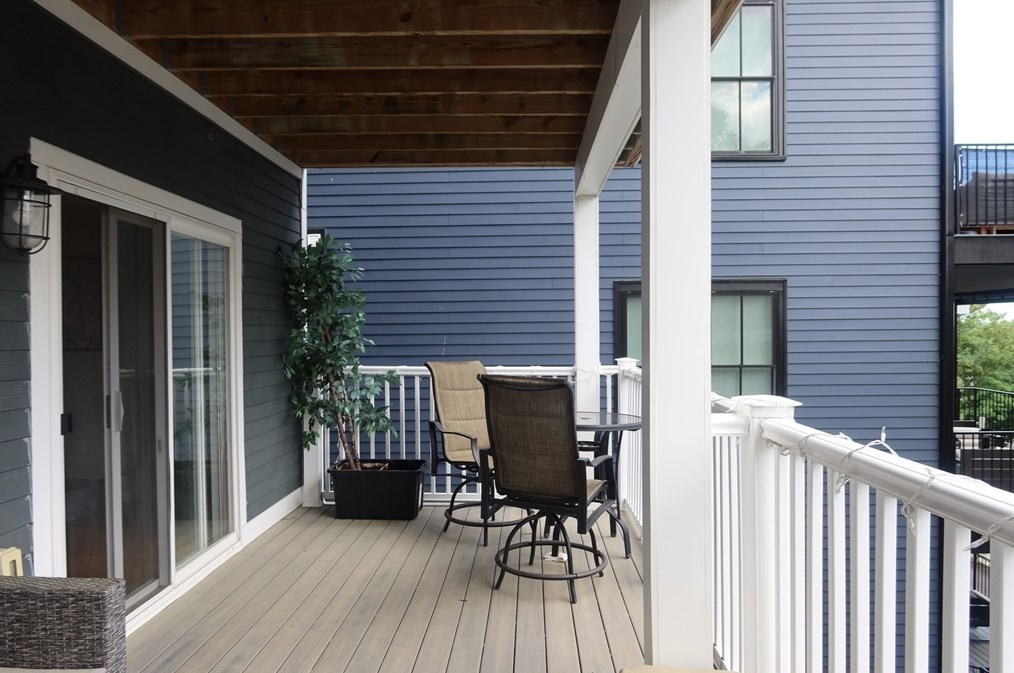 405 7th St, Boston MA  02127-4120 exterior