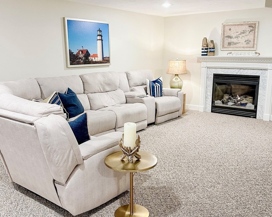 6 Mossy Btm Ln, Sandwich MA  02563-3139 exterior