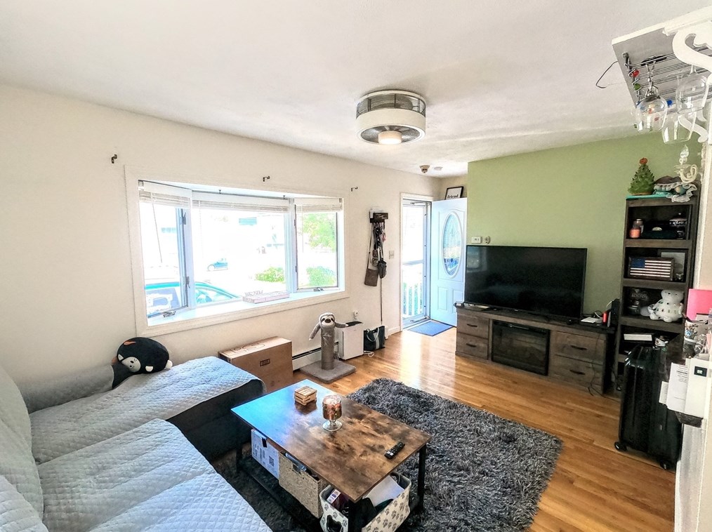 45 1/2 Aborn St #2, Peabody, MA