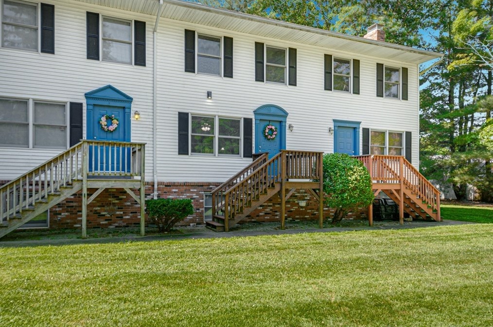 55 Bliss Ave #4, Attleboro, MA 02703