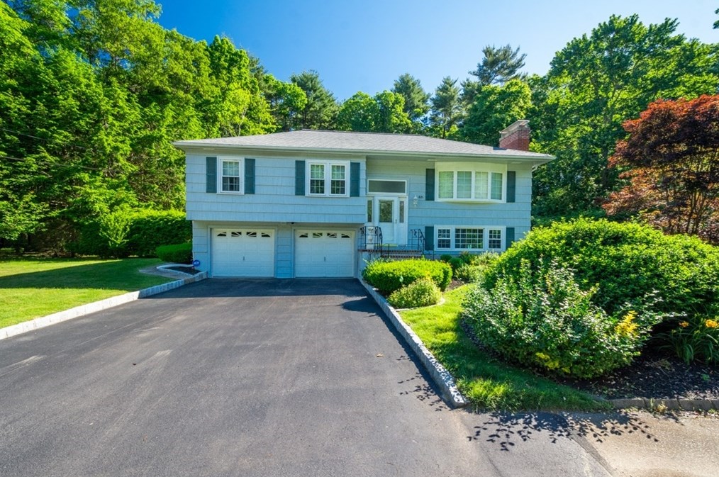 45 Alton St, Walpole, MA 02081