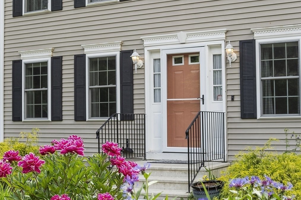 26 Toy Town Ln, Winchendon, MA 01475