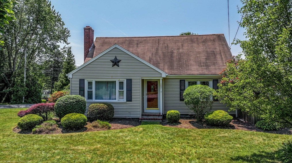 152 Alden Rd, Fairhaven, MA 02719