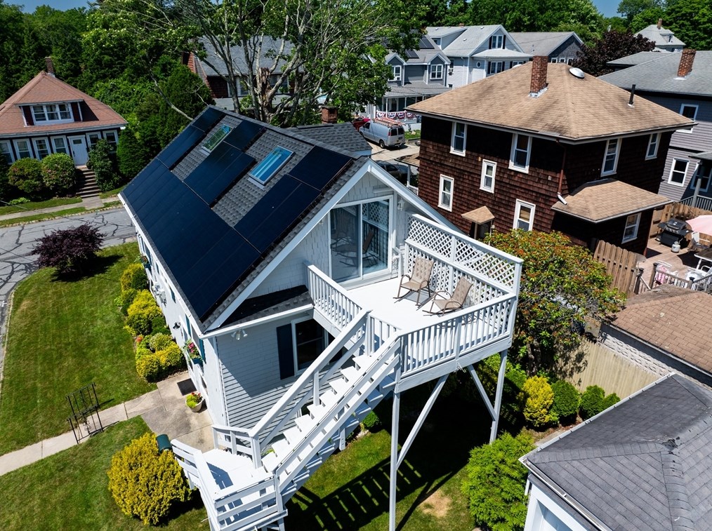 1 Wood St, Fairhaven, MA 02719