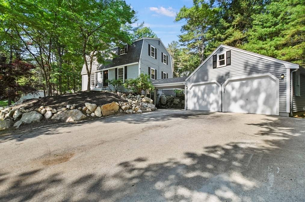 590 Essex St, Hamilton, MA 01982 exterior