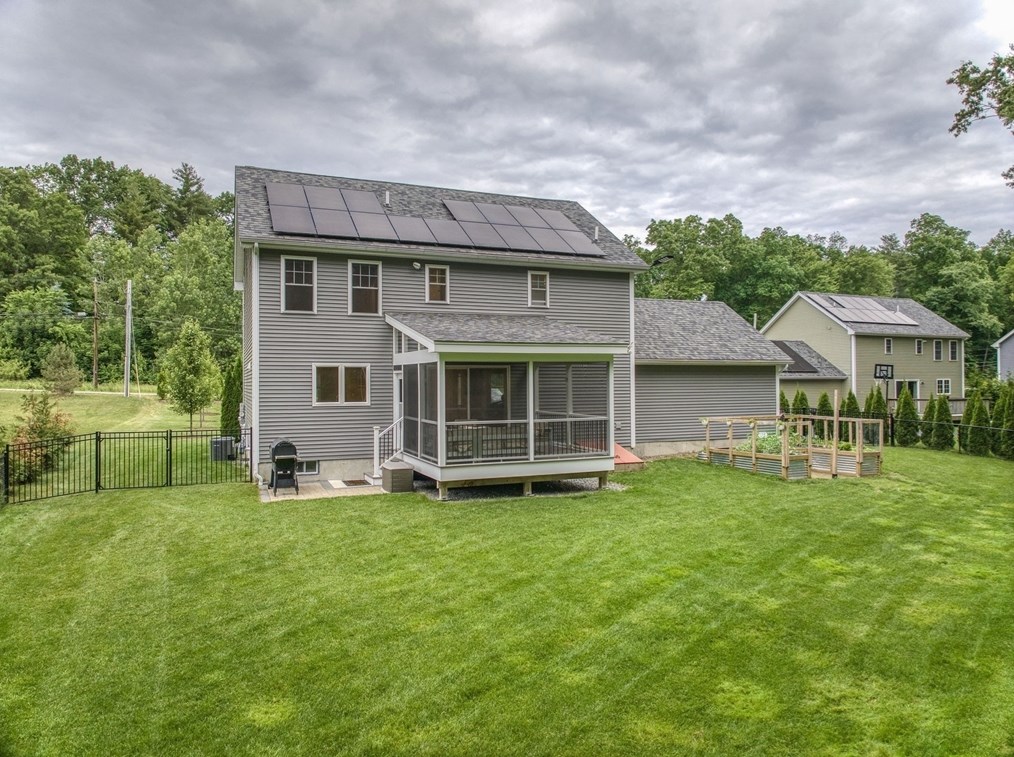 83 Littleton Rd, Ayer, MA 01432