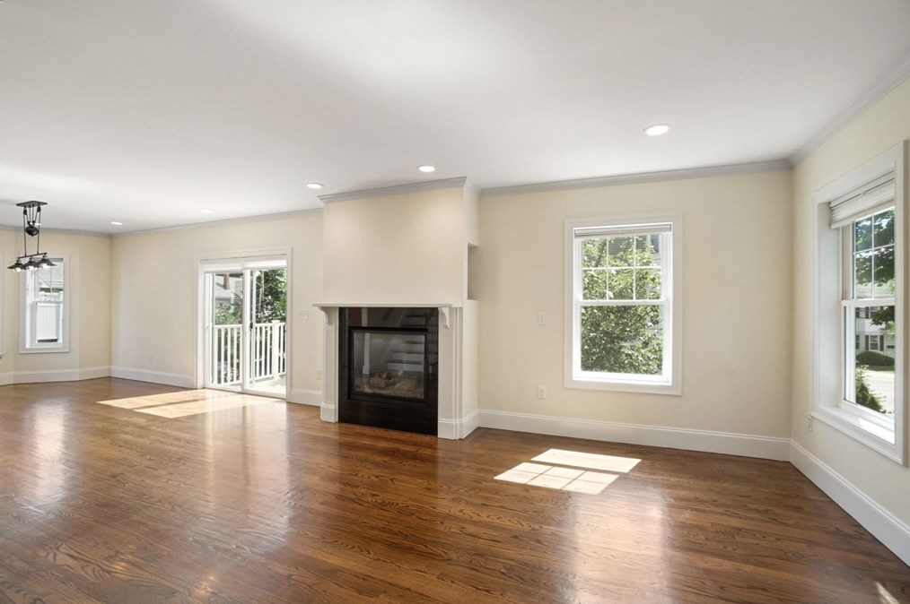 73 South St # 1, Waltham, MA