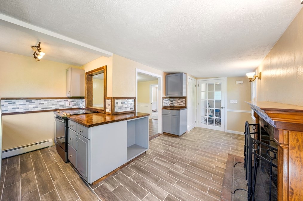 16 Archer St, Plymouth, MA 02360