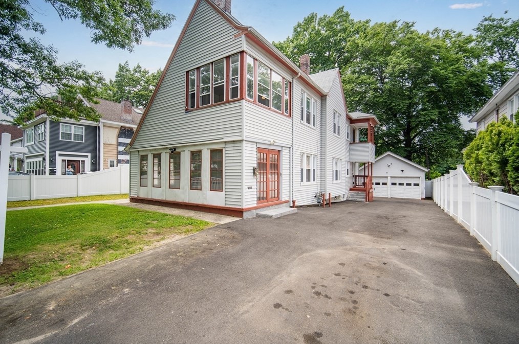 150 Leyfred Ter, Springfield MA  01108-1115 exterior