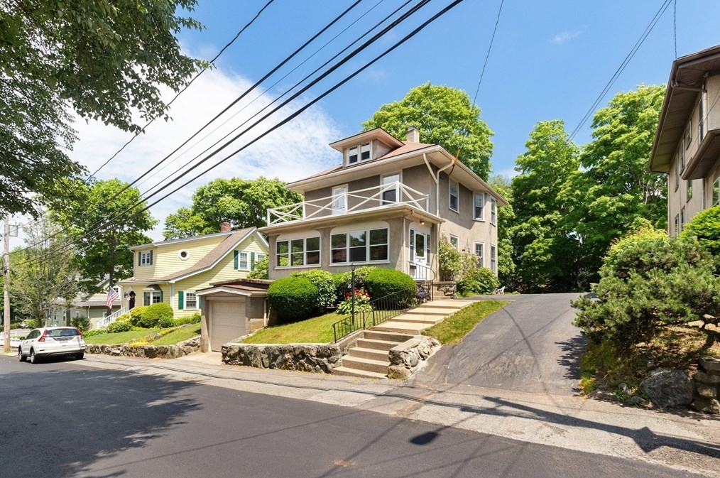 20 Irving St, Waltham, MA 02451
