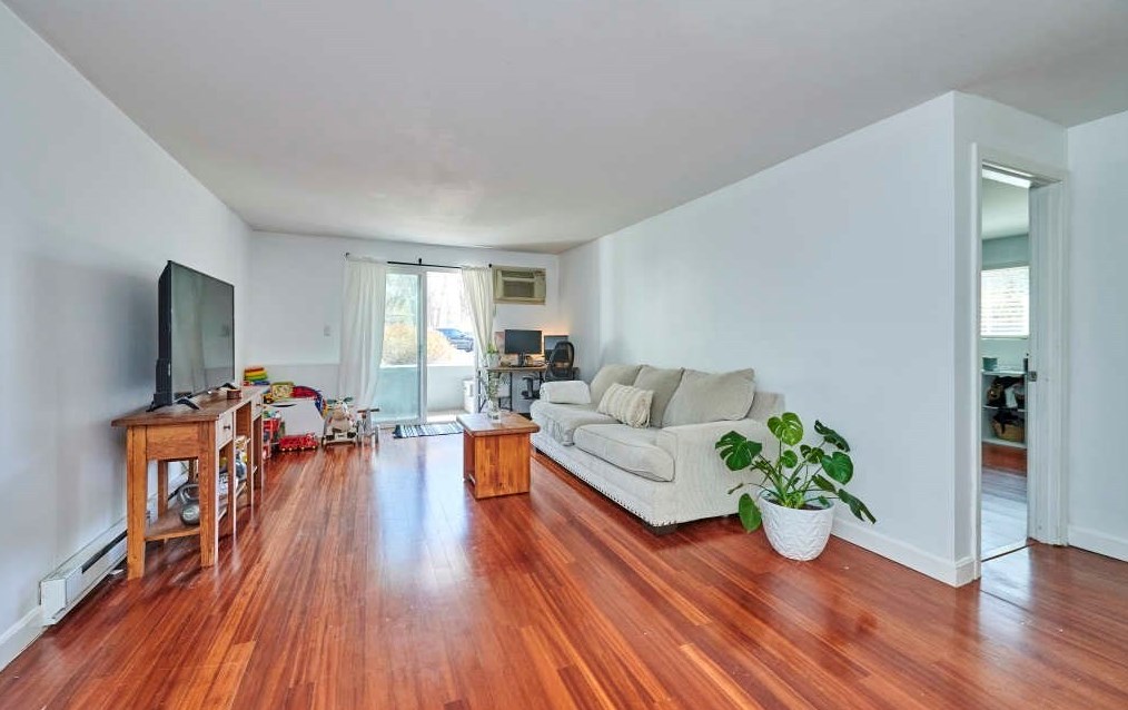 200 Manning St #2c, Hudson, MA 01749