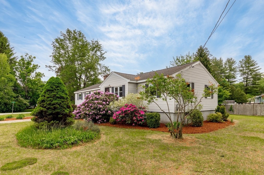 39 White Pine Dr, Littleton, MA 01460