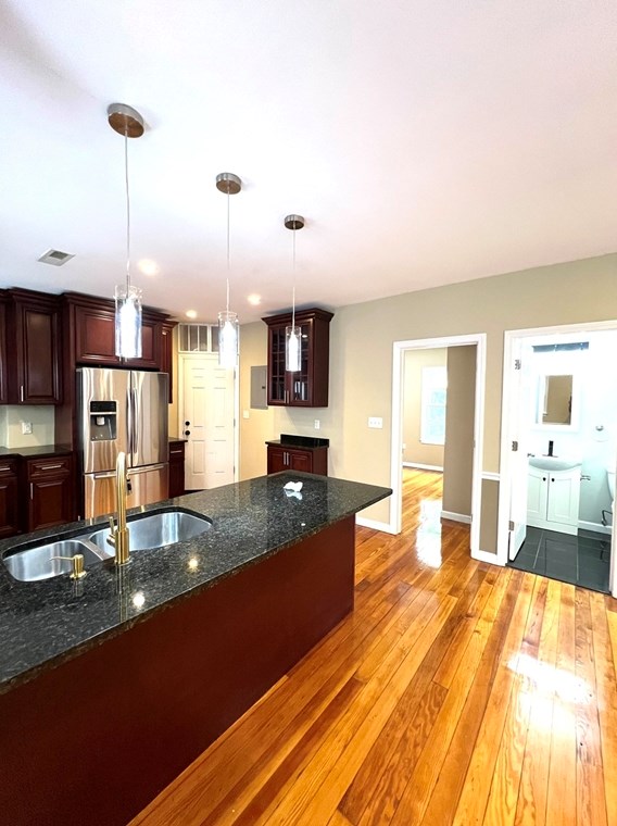 68 Summer St #2, Watertown, MA 02472