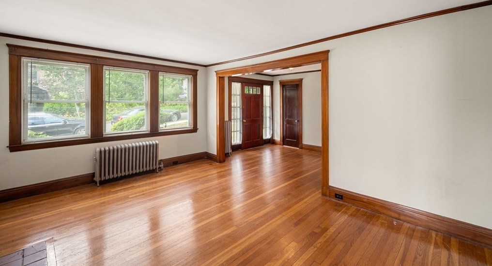 14 Winchester Rd #14, Newton, MA 02458