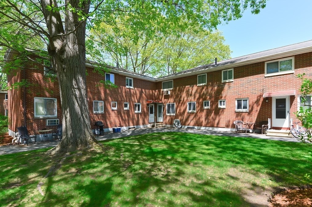 63 Wilson Dr, Framingham MA  01702-6543 exterior