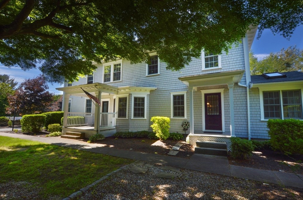 66 Tucker Ln # 2, Dartmouth, MA
