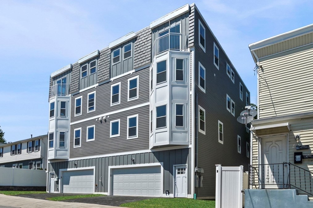 172-r Maverick St #r, Chelsea, MA 02150