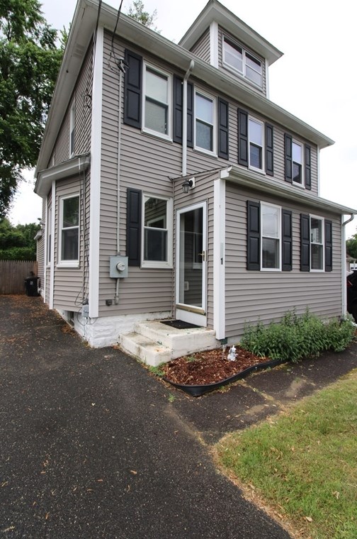 171 State St, Chicopee, MA 01013