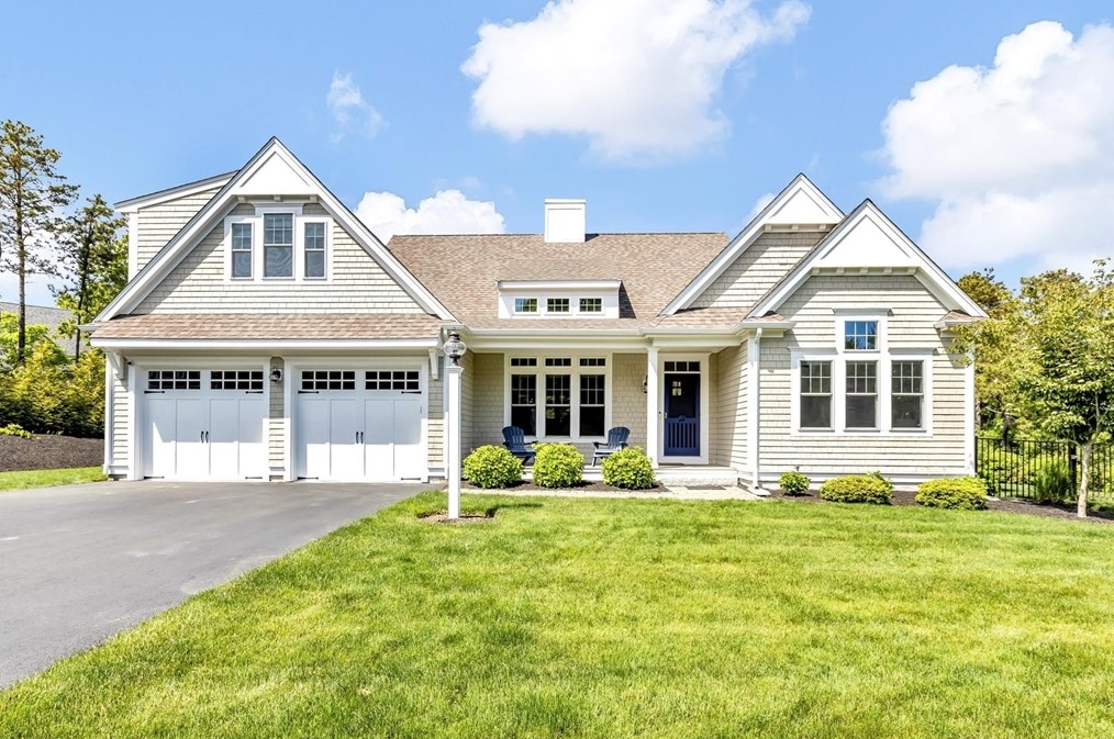 32 Camden Ln, Mashpee, MA 02649 exterior