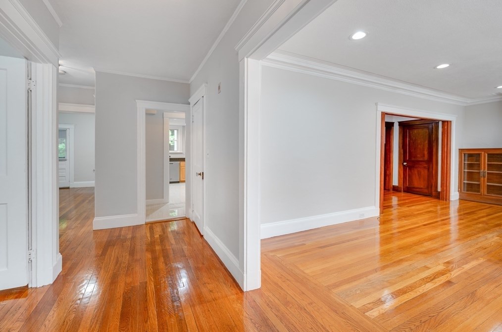 454 Lowell Ave #454, Newton, MA 02460