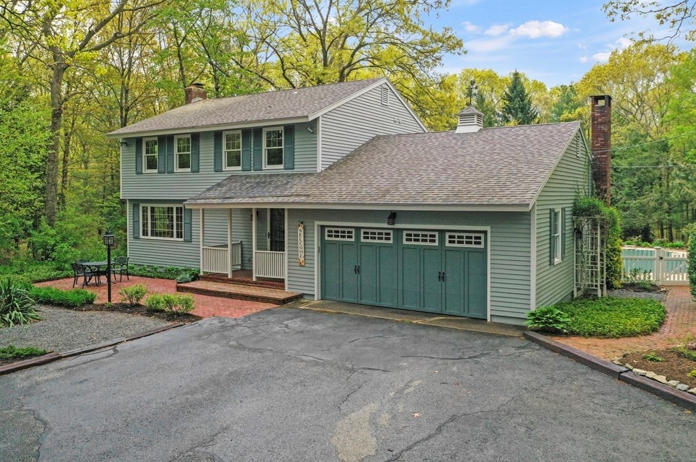 537 Tremont St, Rehoboth, MA 02769