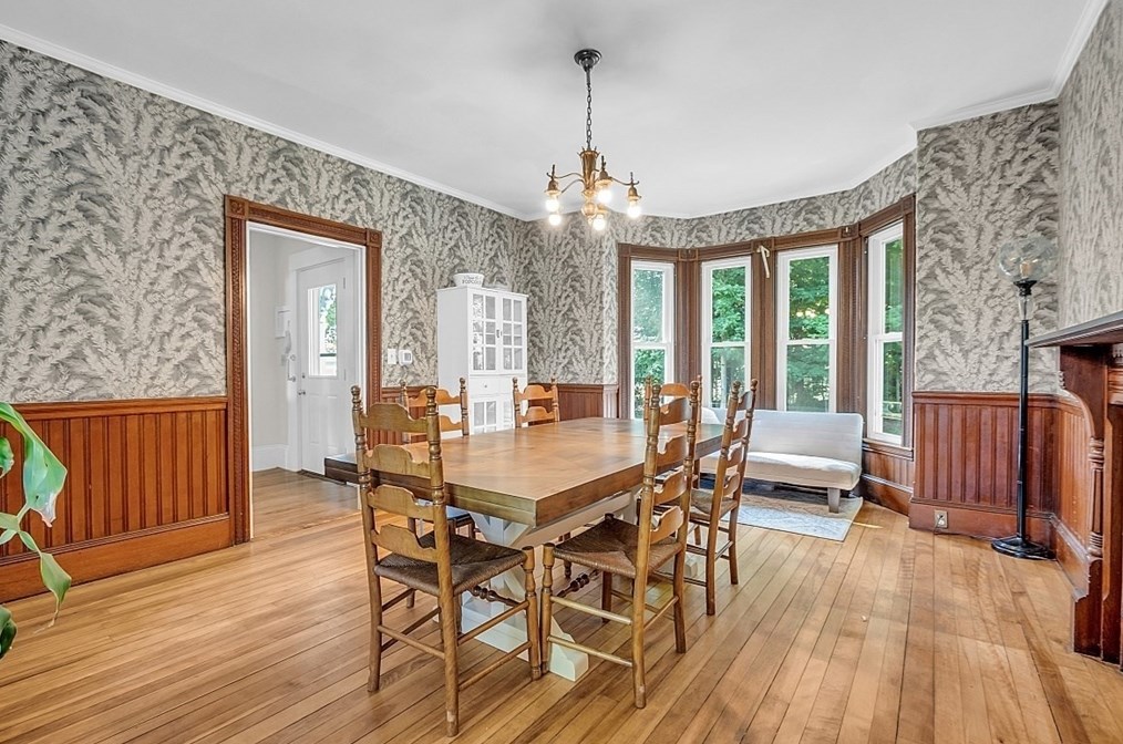 26 Park St, Pepperell MA  01463-1105 exterior