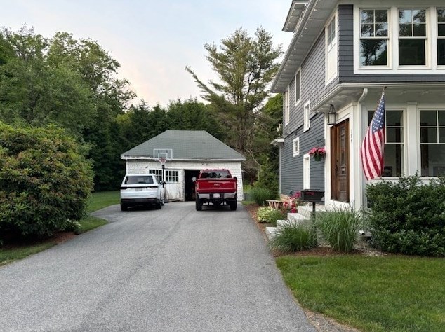 104 School St, Groveland, MA 01834