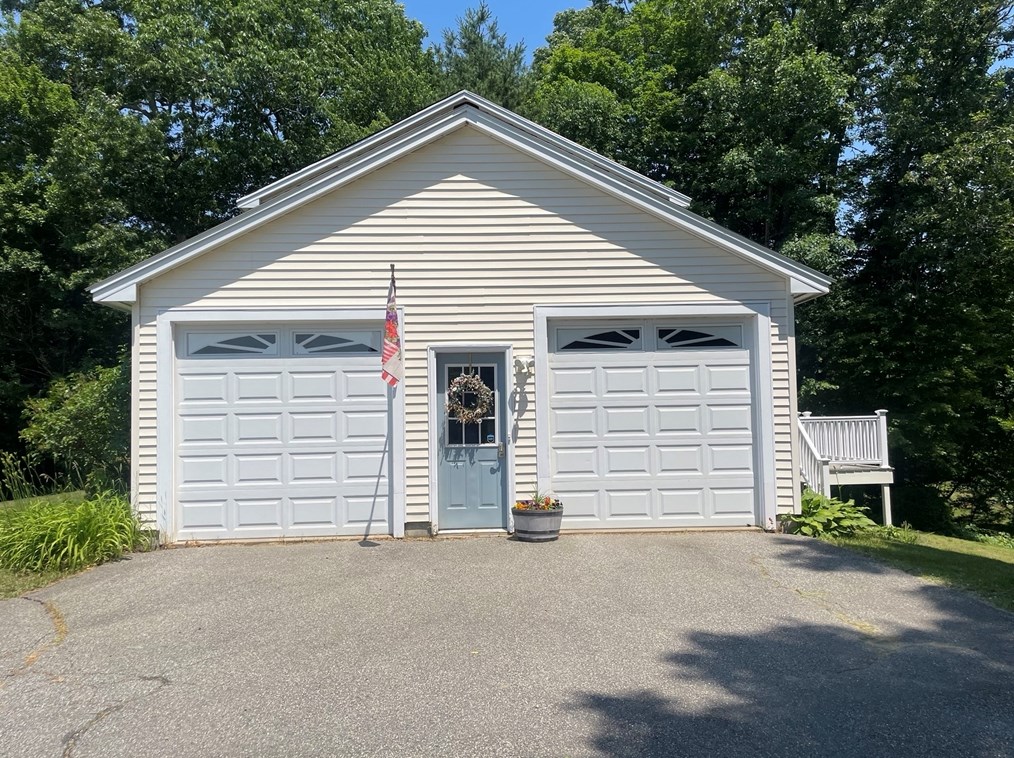 783 Millers Falls Rd, Gill, MA 01360