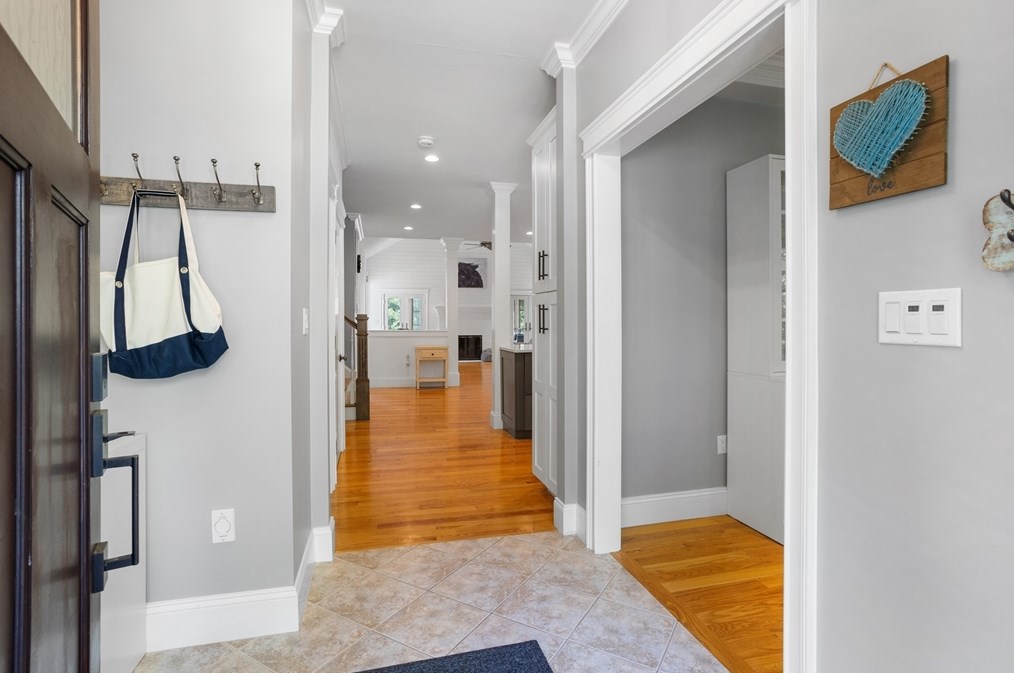 85 Tophet Rd, Carlisle, MA 01741