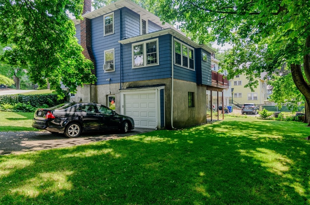 14 Westview Terrace, Newton, MA 02465