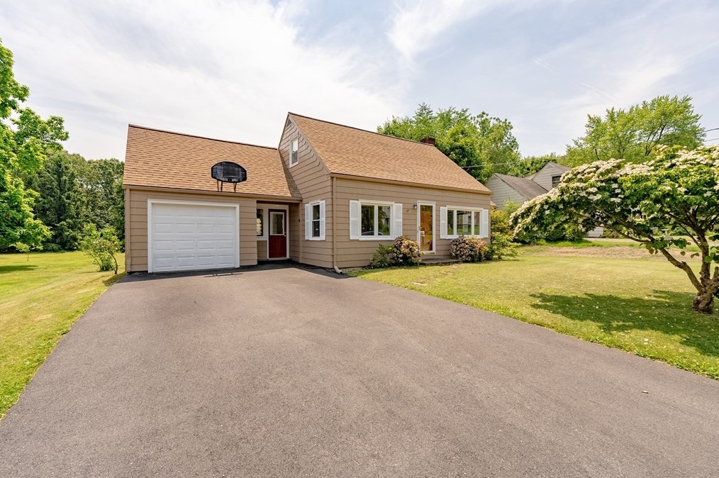 263 Prospect Ave, West Springfield, MA 01089