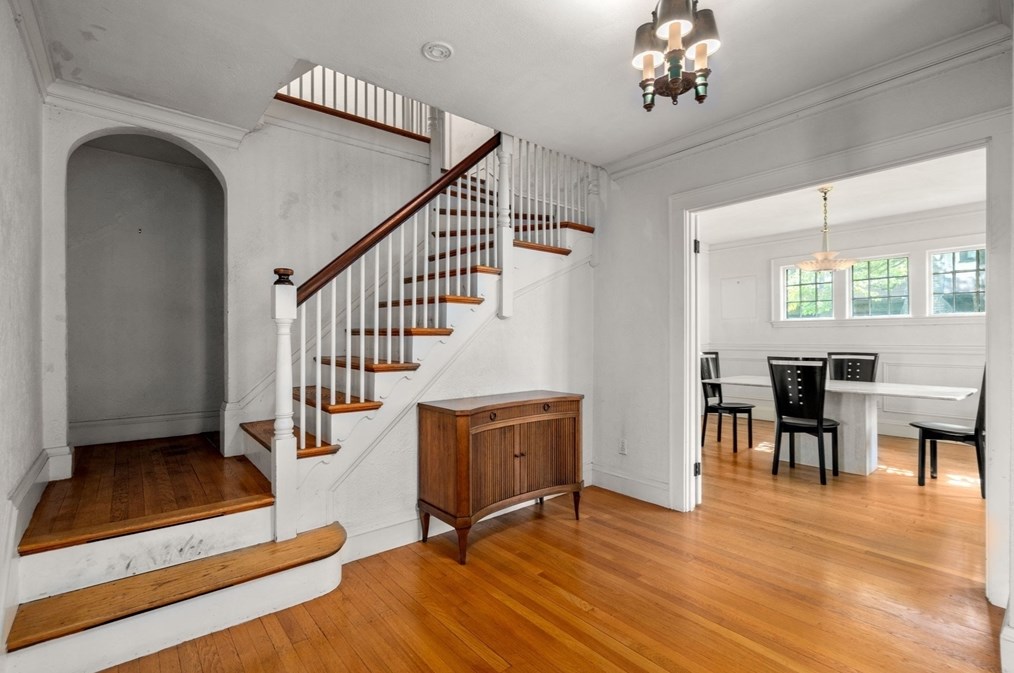 20 Holden Rd, Newton, MA 02465