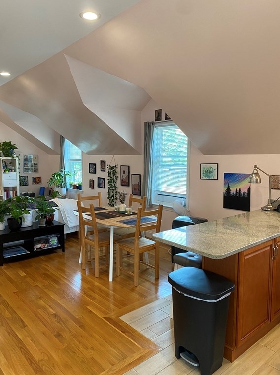 247 Washington St #4, Weymouth, MA 02188