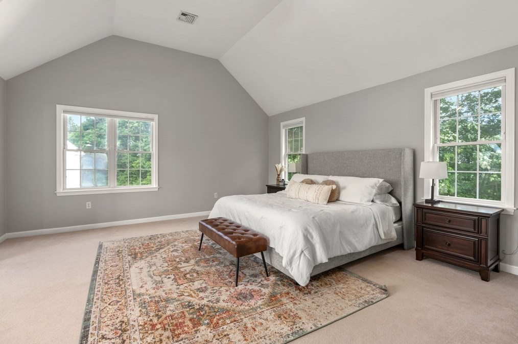 28 Snowy Owl Ln, Worcester MA  01605-4025 exterior