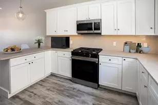 339 Danforth St, Fall River, MA 02720 - Photo 12