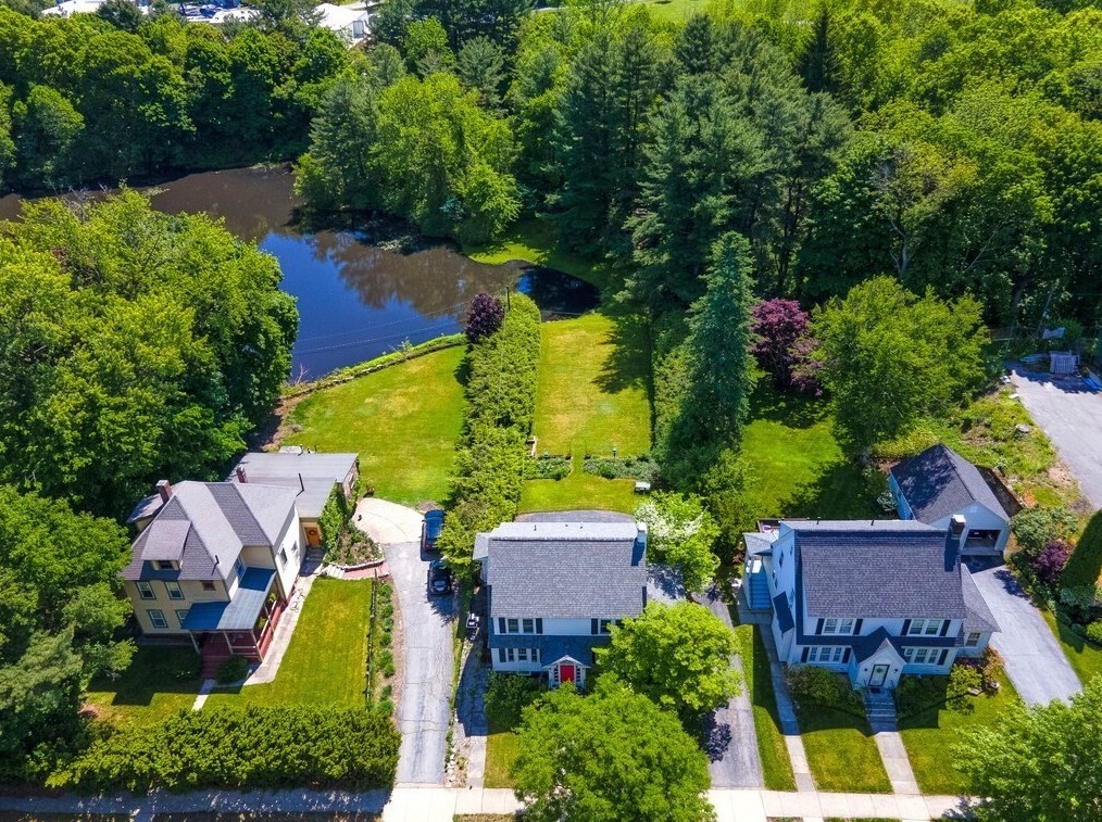 84 Forest St, Worcester, MA 01609 exterior
