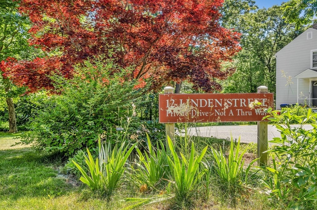 12 Linden St #2, Hudson, MA 01749