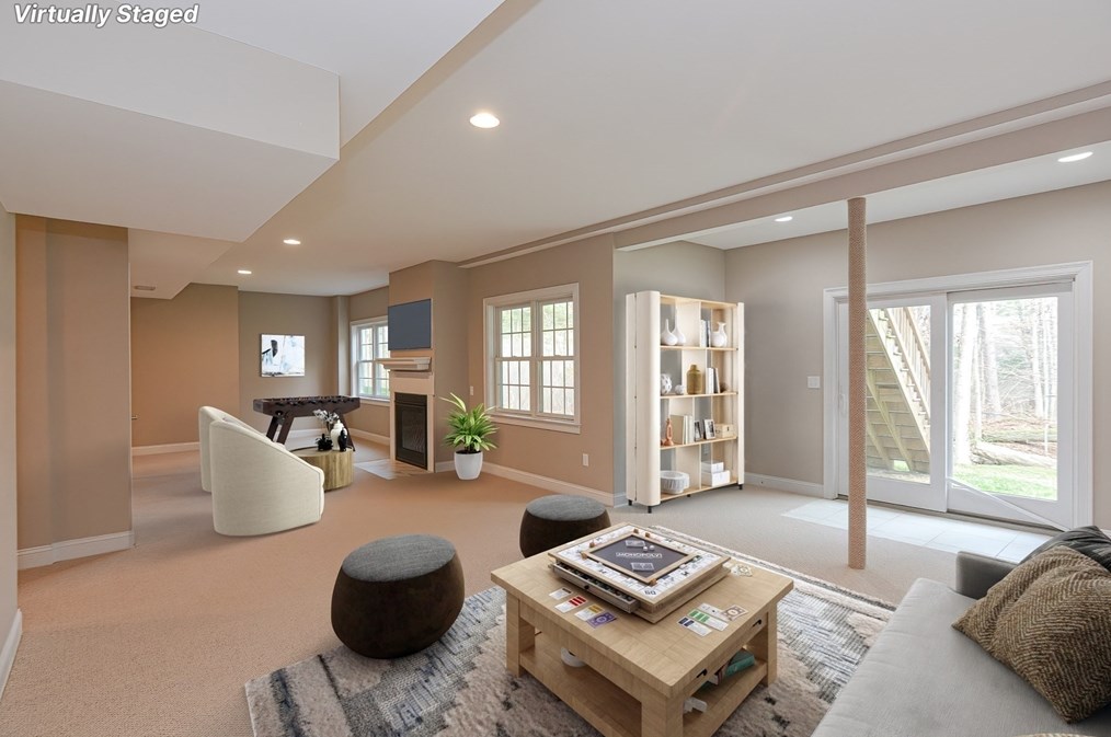 39 Westboro Rd, Upton MA  01568-1007 exterior