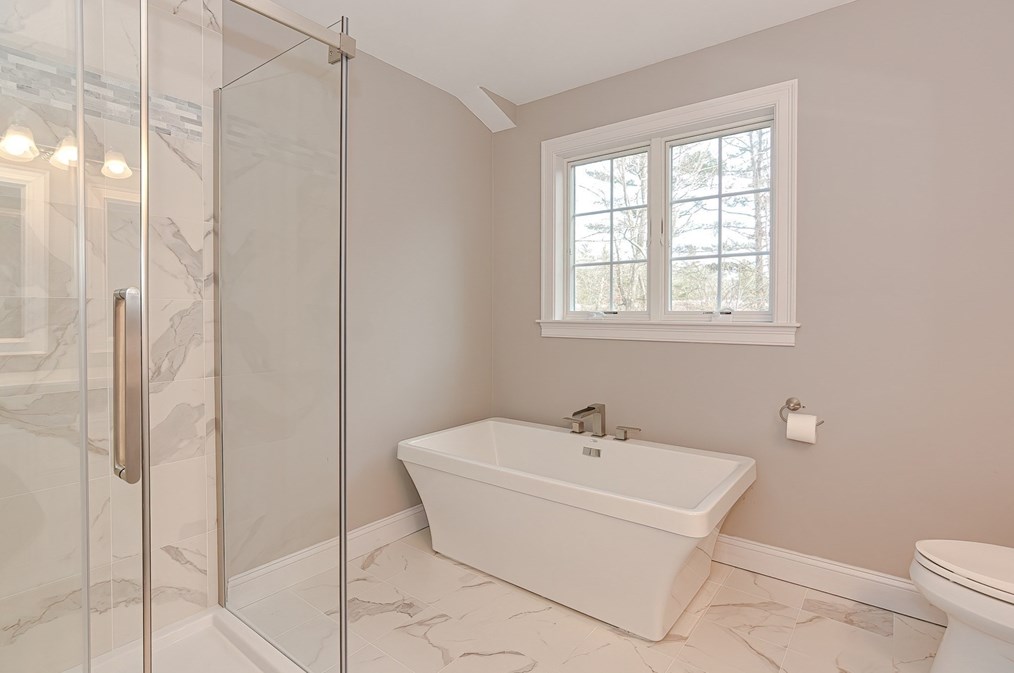 39 Westboro Rd, Upton MA  01568-1007 exterior