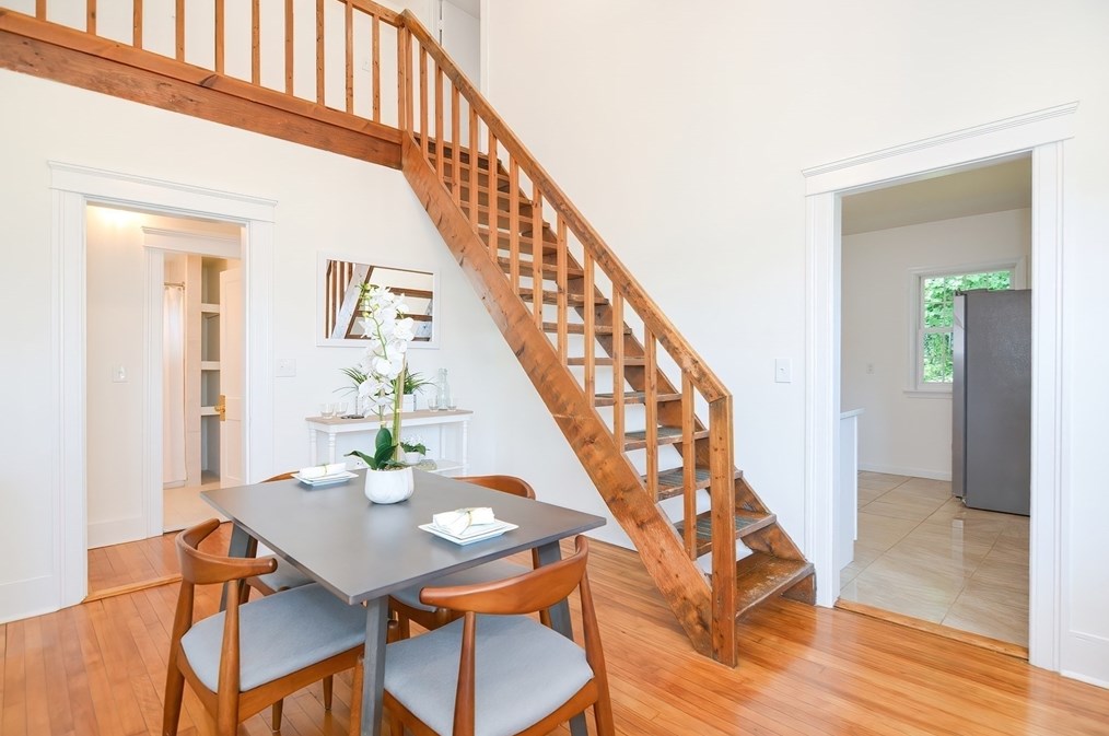 10 Minthorne St, Worcester, MA 01603 exterior