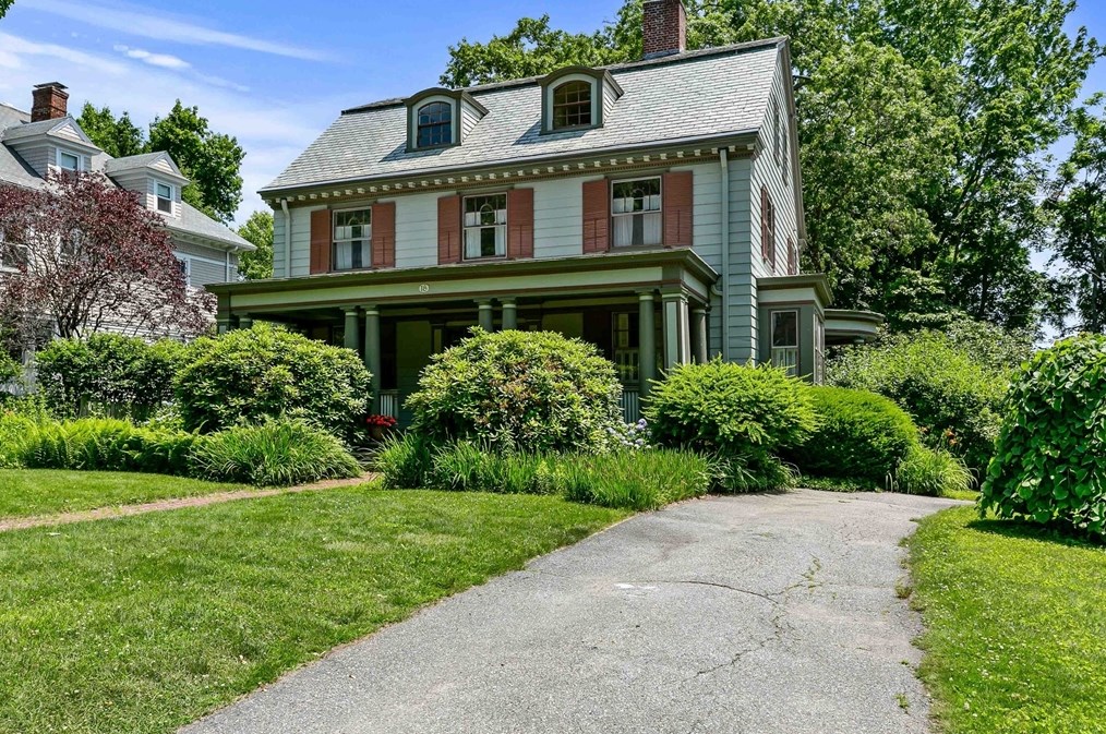 18 Westland St, Worcester, MA 01602 exterior