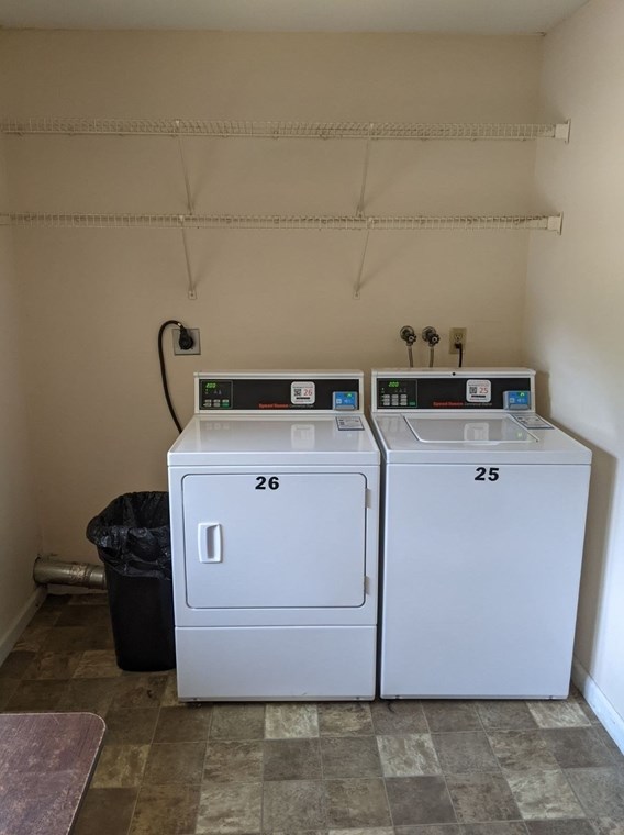 450 Somerset Ave, Taunton MA  02780-4884 exterior