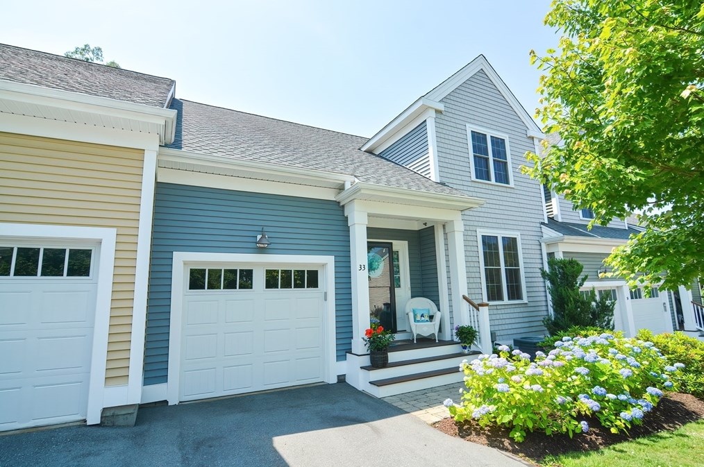 33 Hastings Rd #33, Hudson, MA 01749
