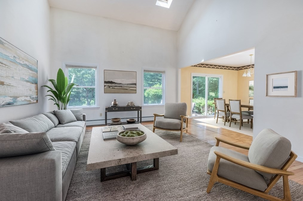 77 Talia Way, Plymouth, MA 02360