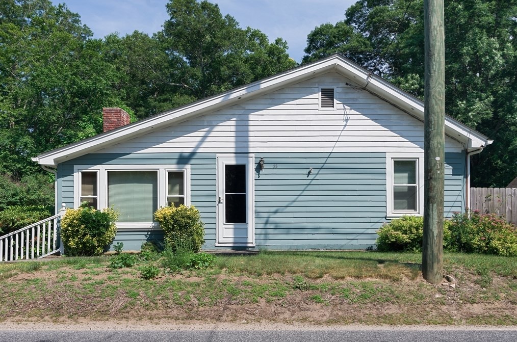 188 Lake St, Moosup, CT 06354
