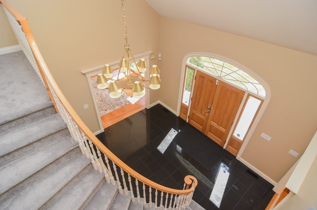 5 Basswood Ln, Andover MA  01810-5883 exterior