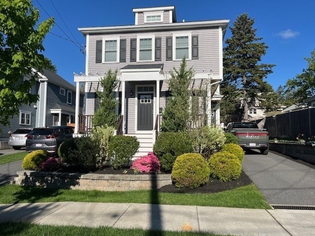 134 Edenfield Ave #1, Watertown, MA 02472