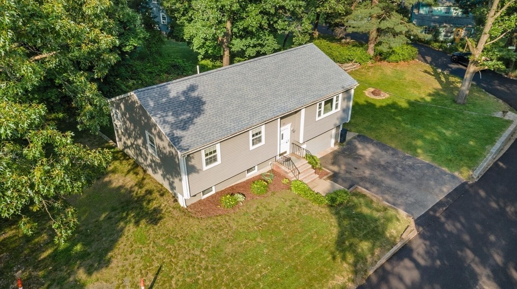 12 Oakwood Ave, Saugus, MA 01906