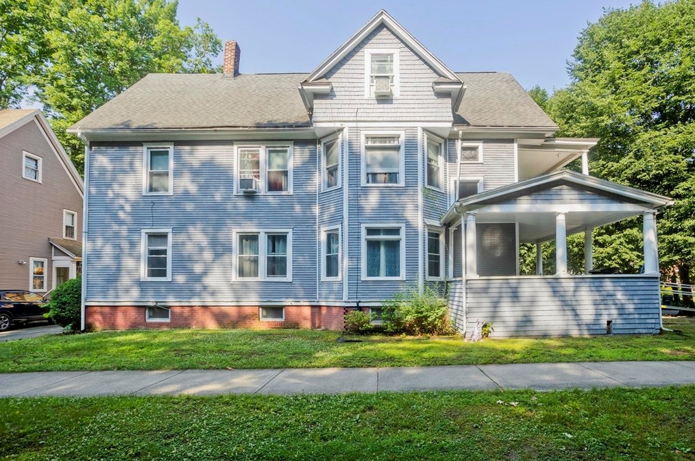 167-169 Pineywoods Ave, Springfield, MA 01108